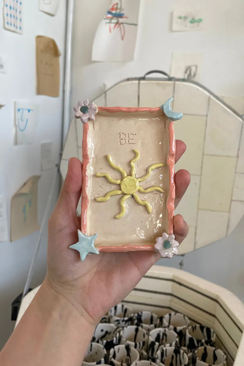 Pottery artwork hand-built by student at OWO’s clay class in Buenos Aires